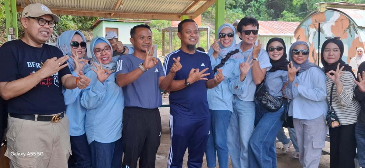 Dukungan Kreatif Tim Sirkus untuk Pasangan berAMAL