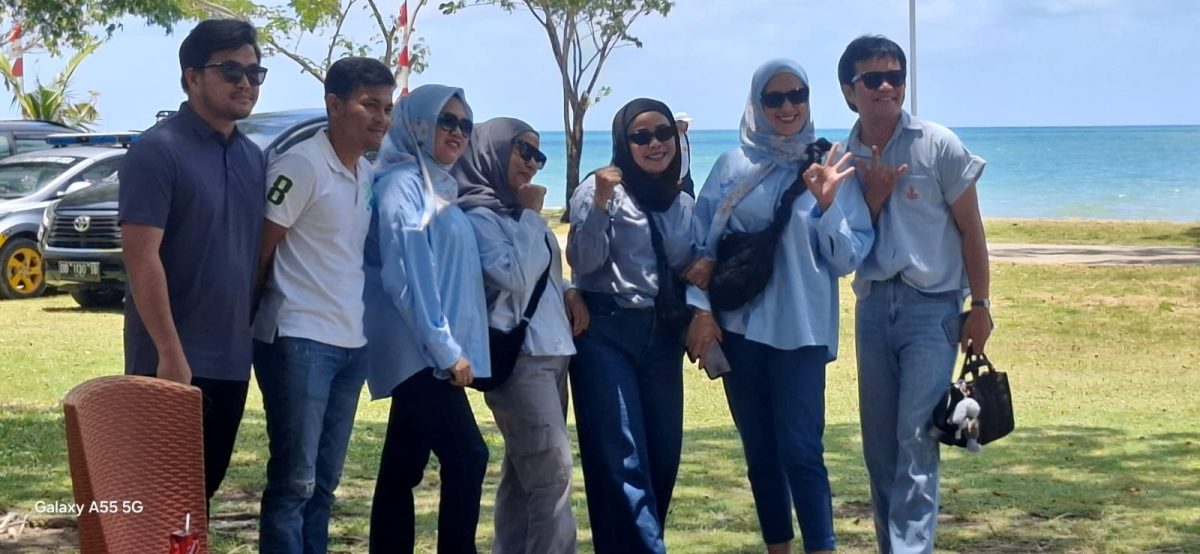 Dukungan Kreatif Tim Sirkus untuk Pasangan berAMAL_trends.co.id
