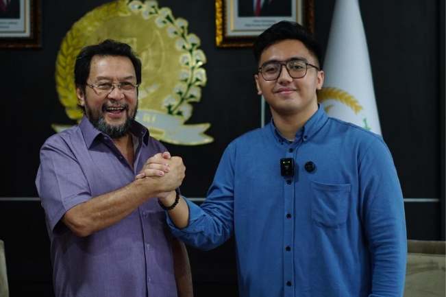 Putra Aji Sujati Diskusikan Harapan Indonesia Emas 2045 dengan Wakil Ketua DPD RI Yorrys Raweyai