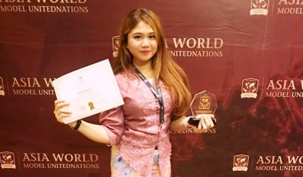 Eksplorasi Sejarah Bersama Rara Shertina, Travel Influencer yang Viral