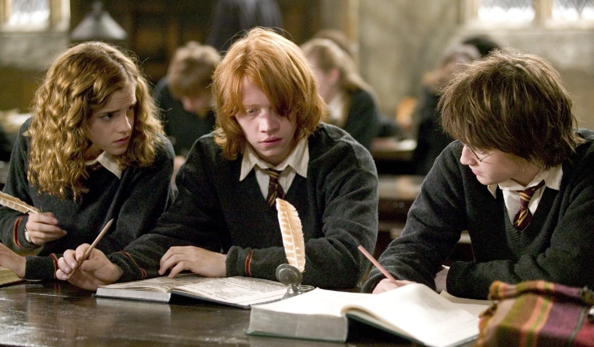 Back to Hogwarts Day & Batman Day: Nostalgia Spesial di HBO Max September 2025_trends.co.id